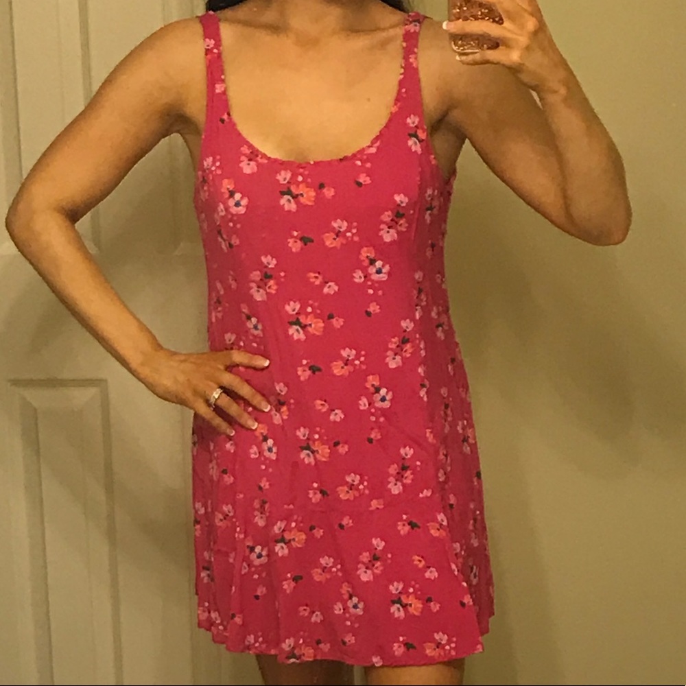 Hollister pink floral shift dress