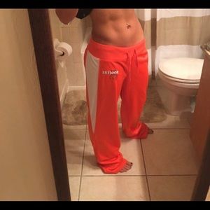 🦉Hooters sweat pants 🦉