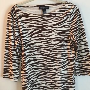 Three-quarter sleeve brown and white zebra top