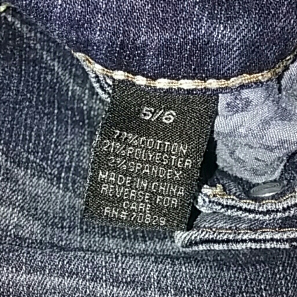 Shorts - Picture 4 of 4
