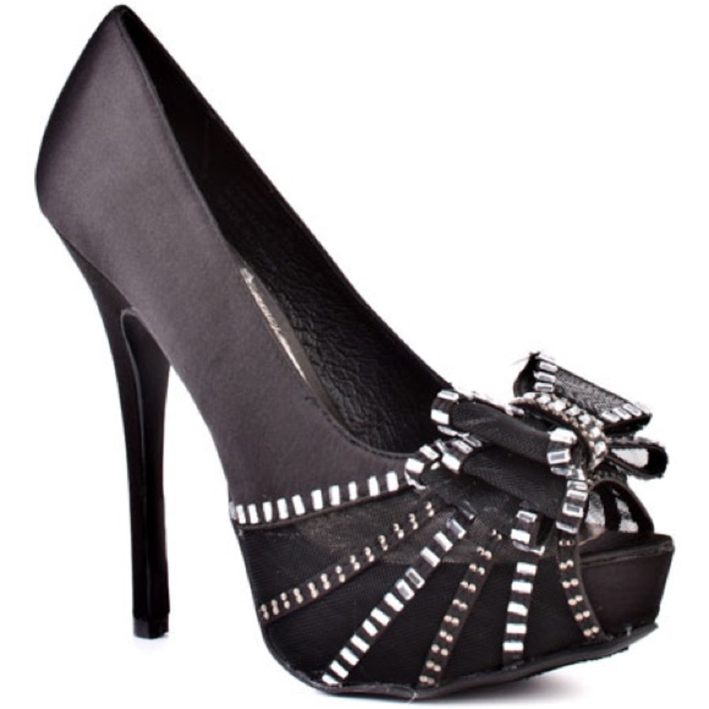 NWOT Zigi Soho Supreme rhinestone bow heels