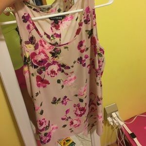 Express Floral Tank top with open back