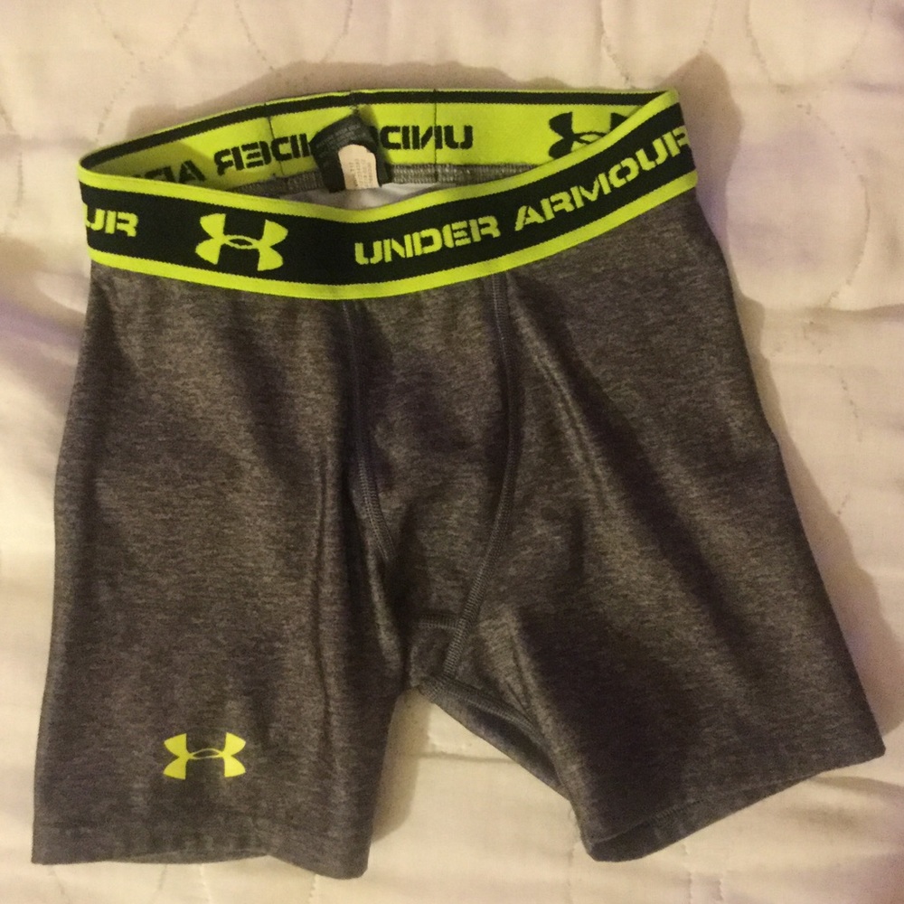 Like new underarmour shorts