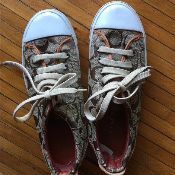 Size 8 Coach Sneakers - Picture 1 of 3