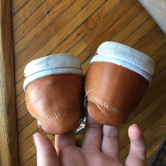 Size 8 Coach Sneakers - Picture 2 of 3