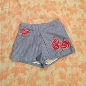 🌹blue pinstripe shorts with flower embroidery🌹