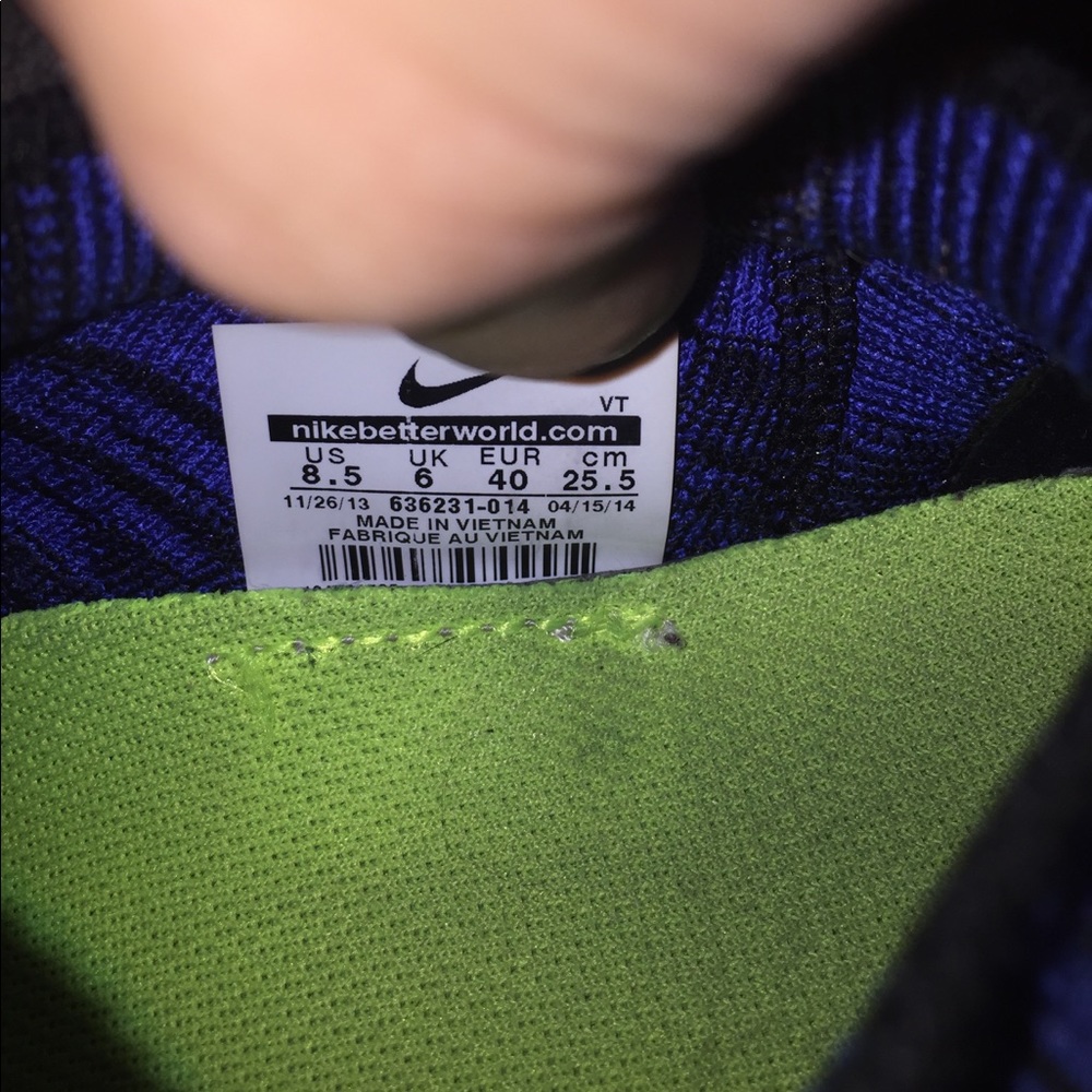 Nike - Picture 4 of 4