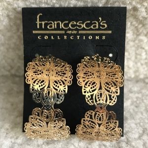 BNWT FRANCESCA'S COLLECTIONS Gold loop earrings