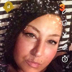 Meet your Posher, Tonia