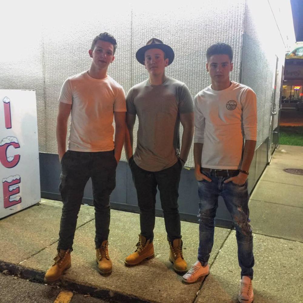 Meet your Posher, Razvan