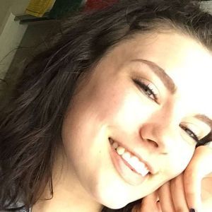 Meet your Posher, Kelie