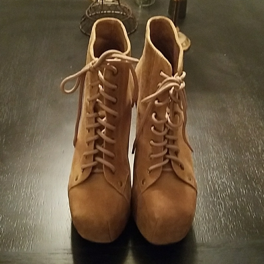 Gently worn Platforms...Jeffery Campbell