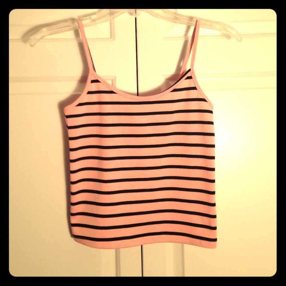 3/$20 🐱Black and pink stripe midriff tank top