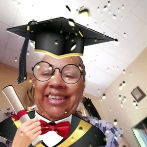 Meet your Posher, Debbie