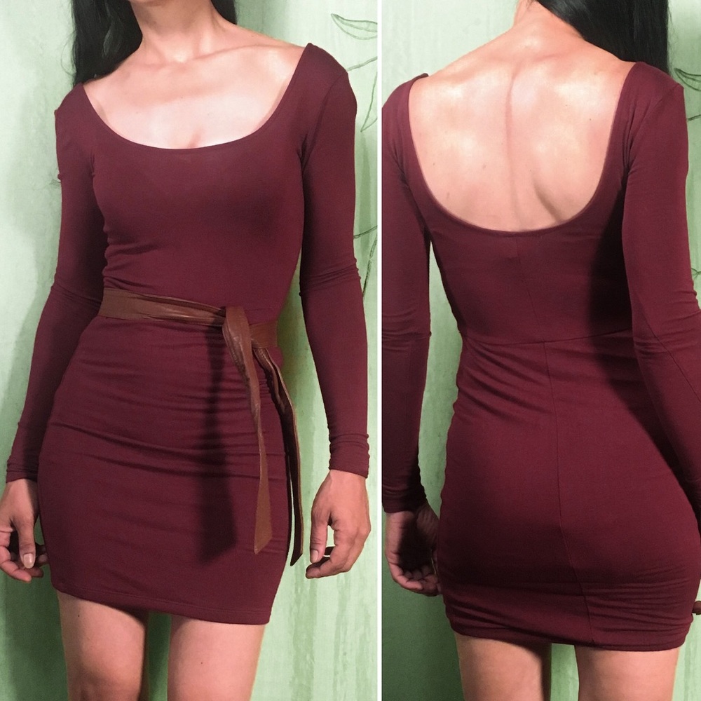 Forever 21 bodycon burgundy long sleeve mini dress
