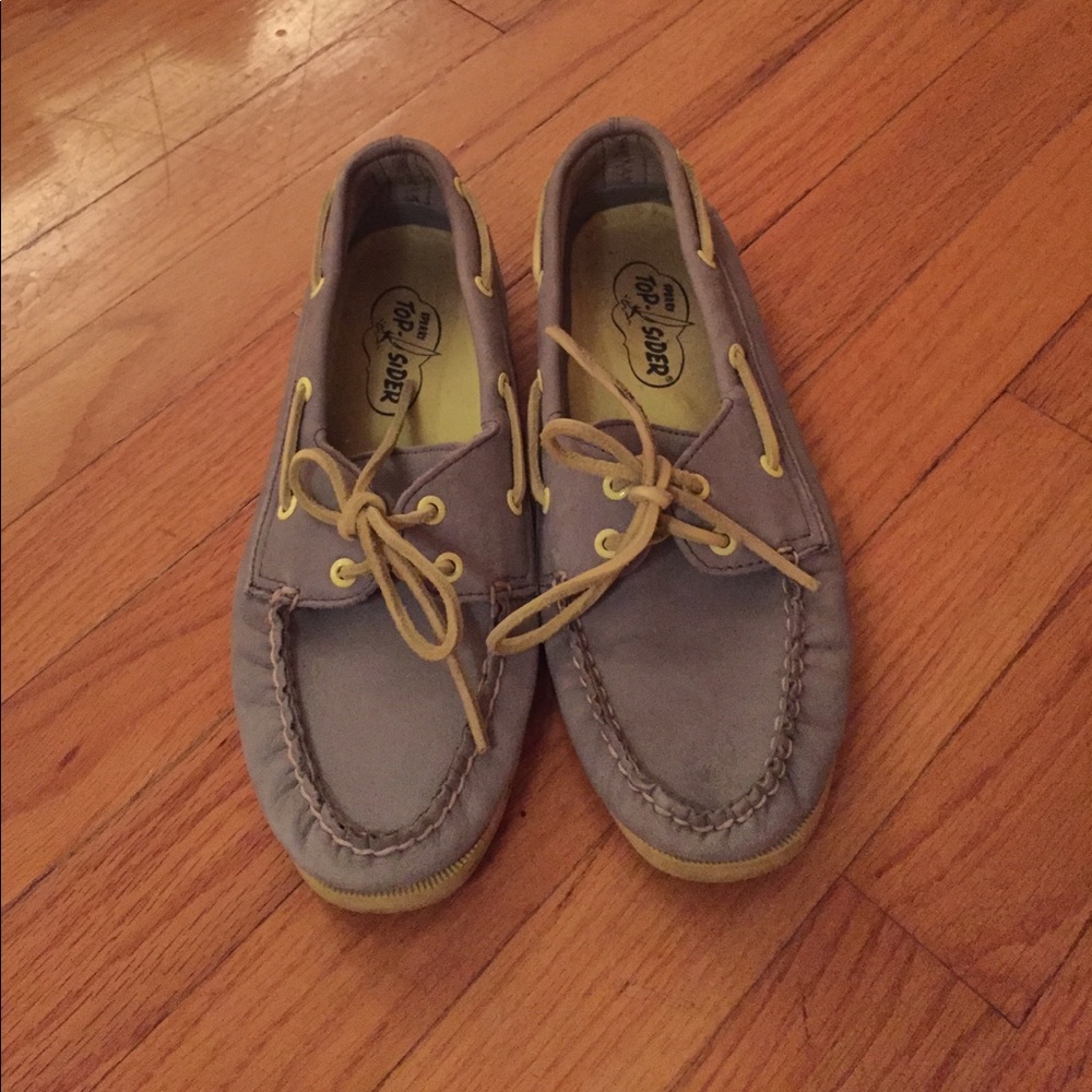 SPERRY BOAT SHOES