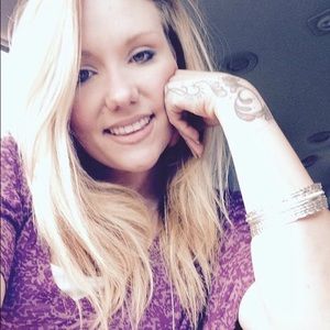 Meet your Posher, Jade