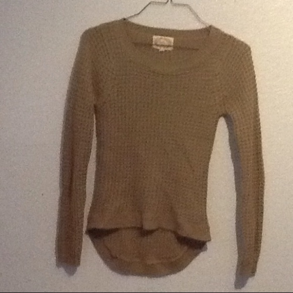 Long sleeve sweater, tan