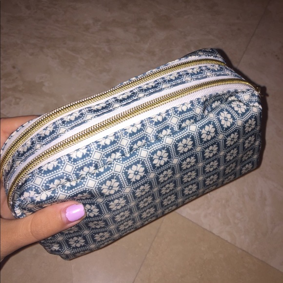 Pencil, or makeup pouch - Picture 4 of 4