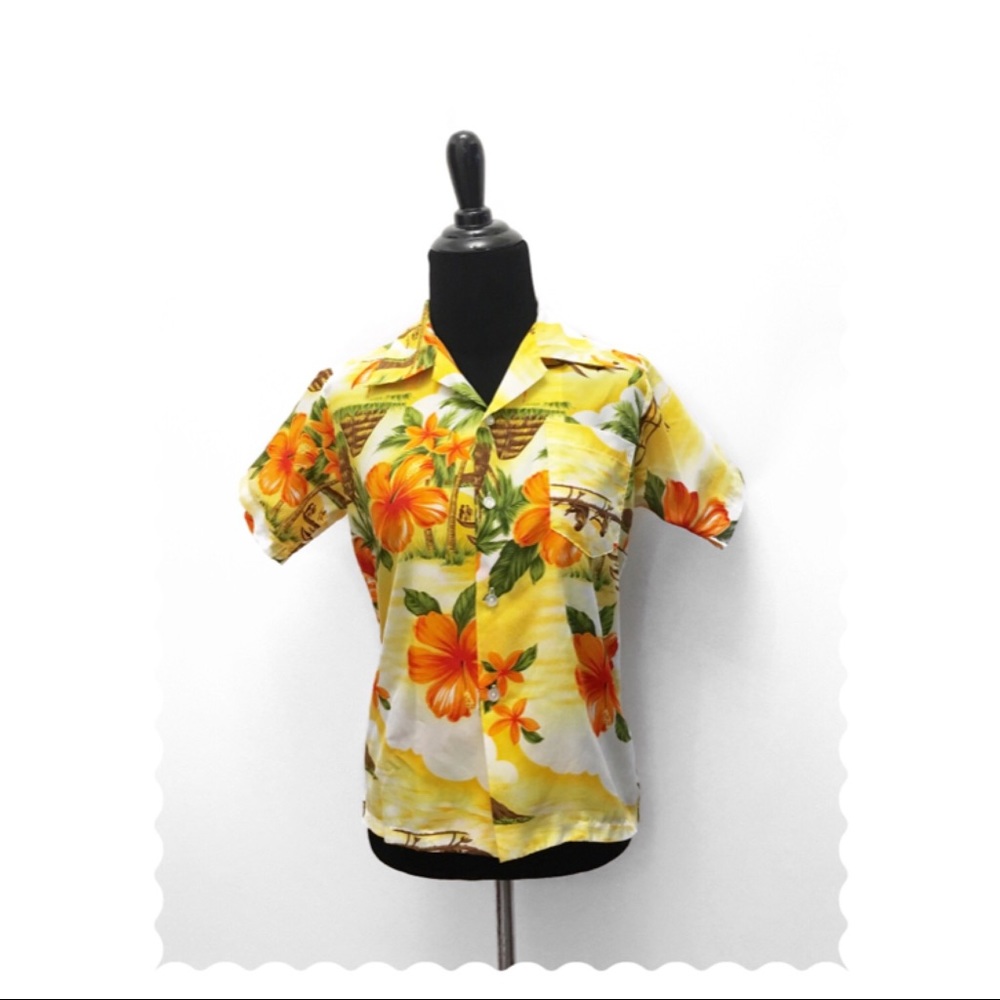 True Vintage 1960's Novelty Print Tiki Blouse