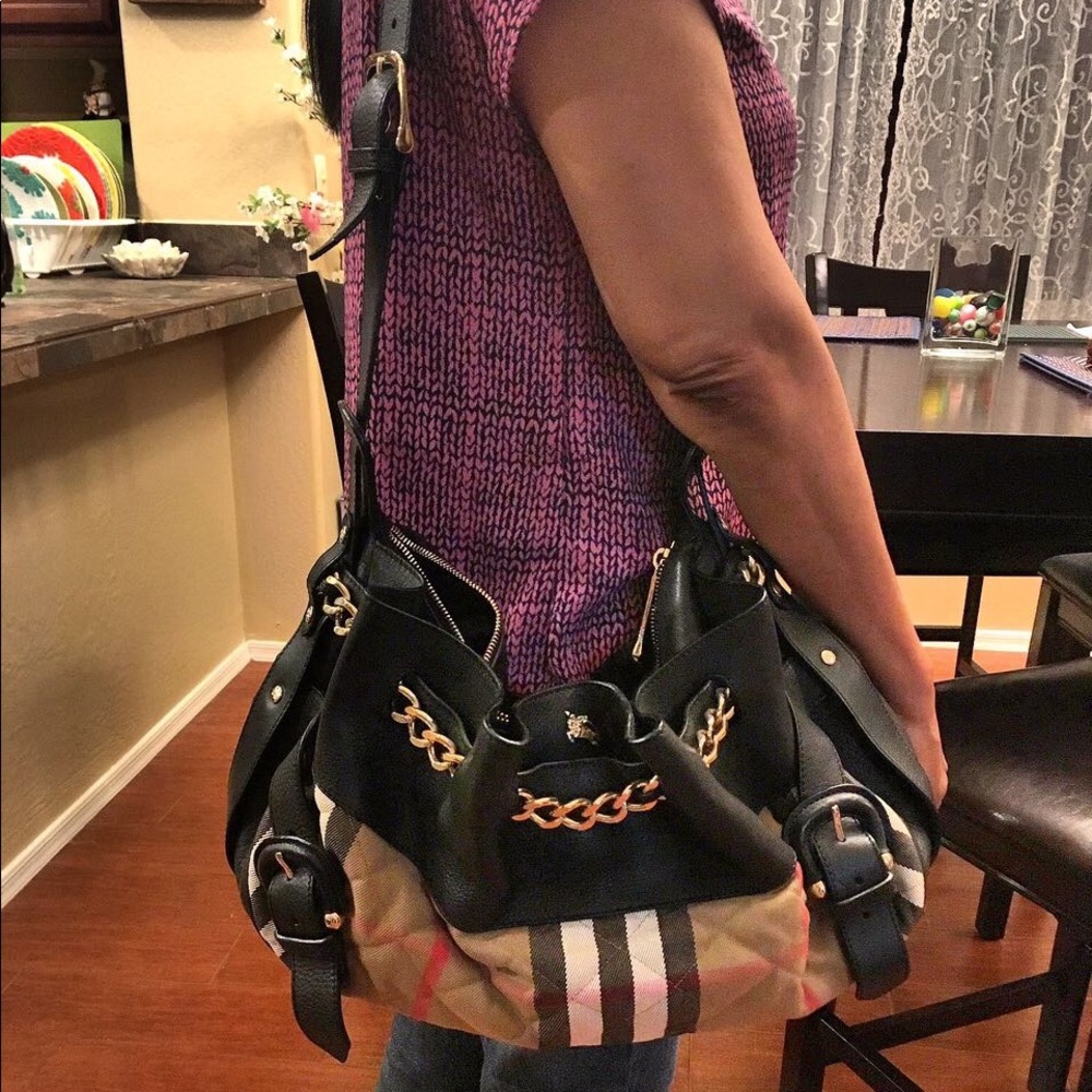 Burberry BlackLeatherHouseCheckCanvas Margaret Bag