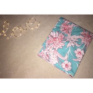 Sling Wrap! This ones for the mamas 👶🏼❤