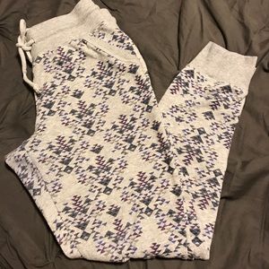 Mossimo Geometric Pattern Joggers, Medium