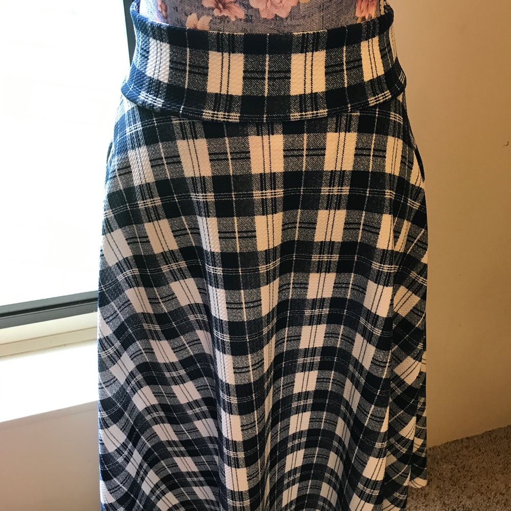 Agnes And Dora midi Skirt with pockets