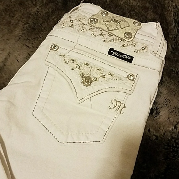 Miss Me Jeans - Picture 2 of 4