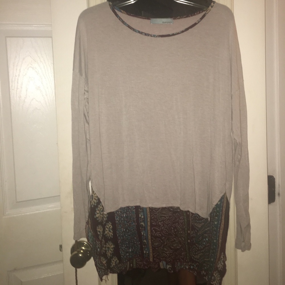 Chatoyant boutique long sleeve top