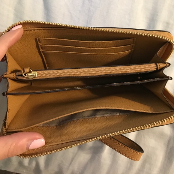 SOLD - Picture 2 of 3