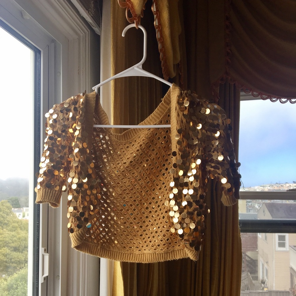 Gold short shrug