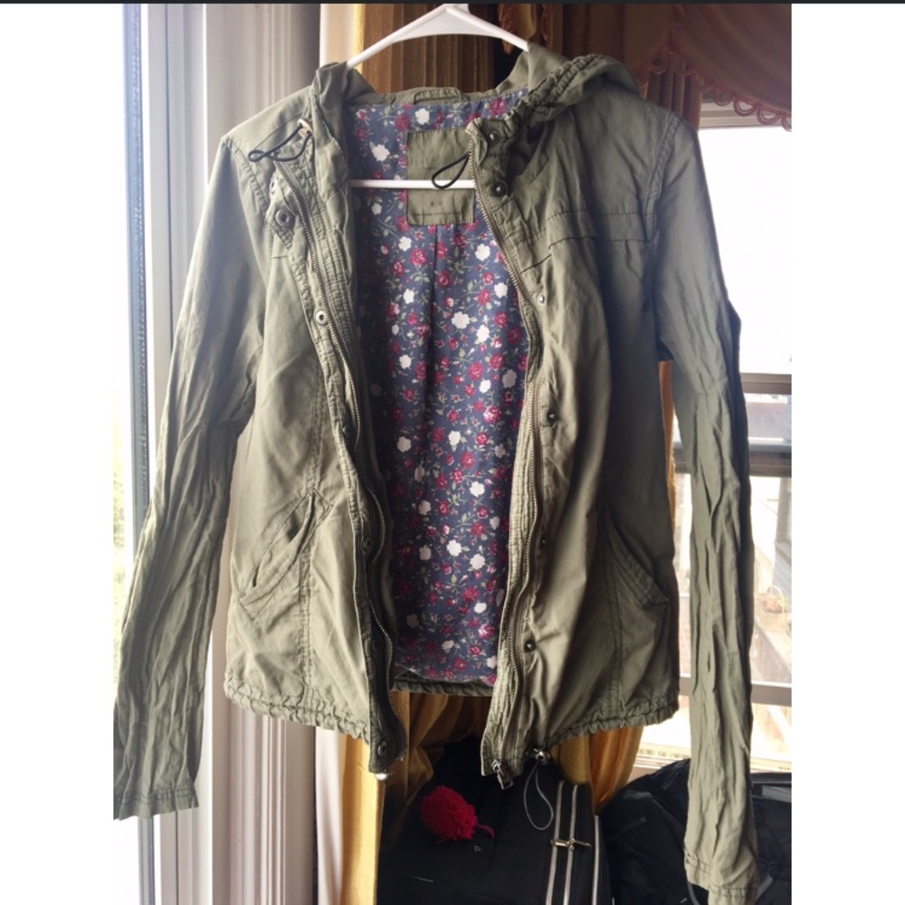 Aeropostale Green army colored jacket