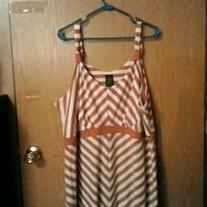 maxi dress , size 4x.