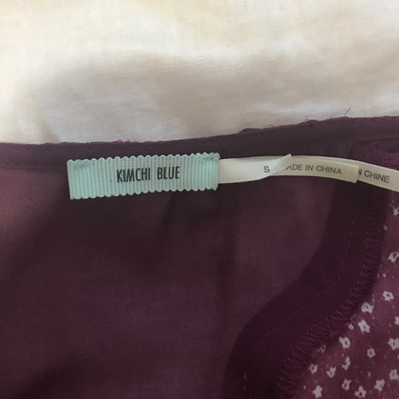 Flirty and flowy Kimchi Blue tank - Picture 3 of 4