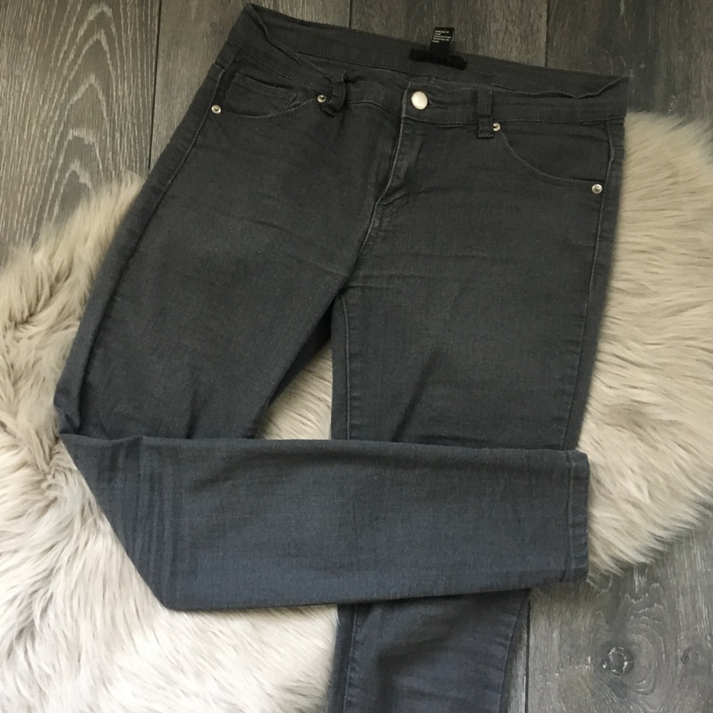 Grey skinny jeans