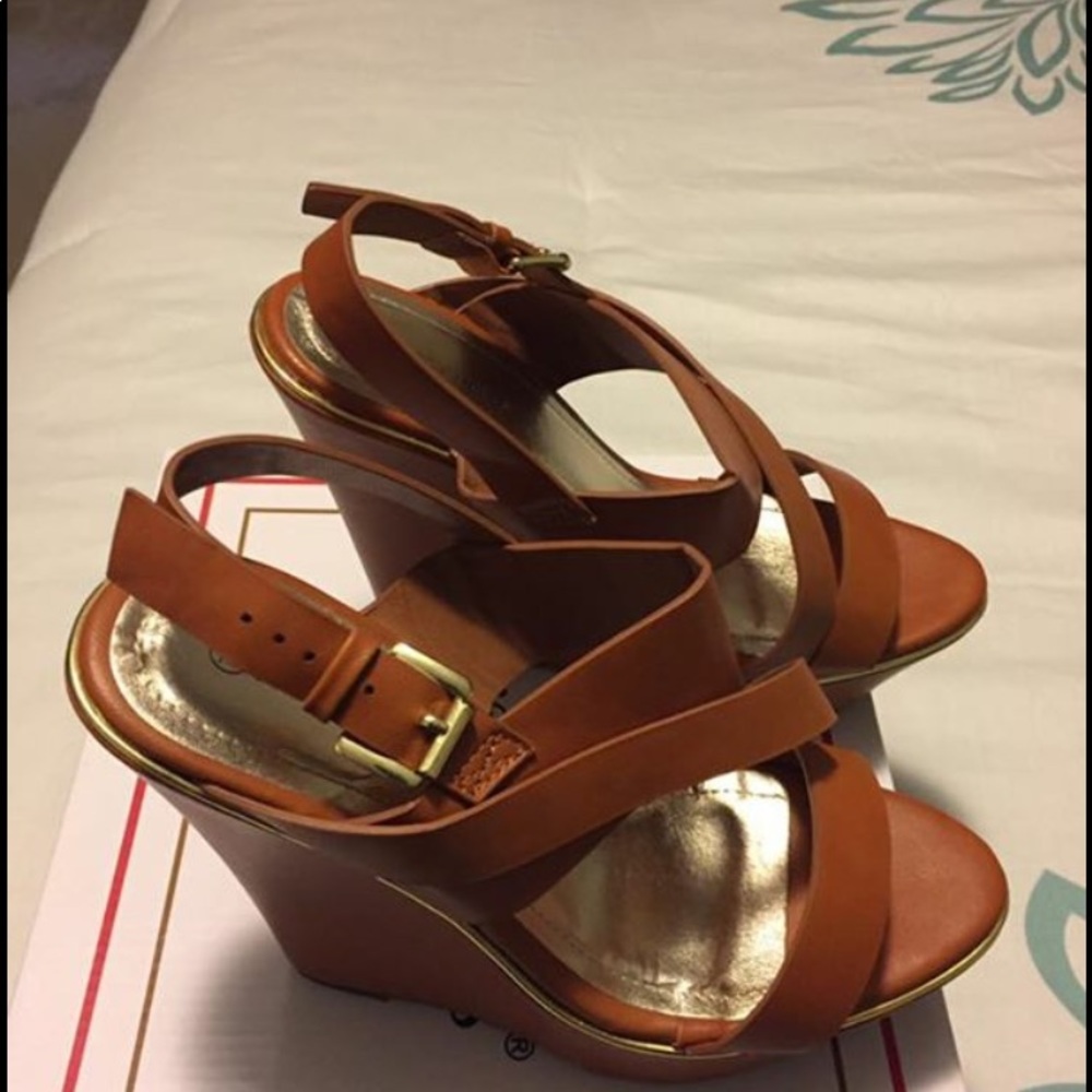 Wedge sandals