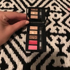 Dior  palette glow signature