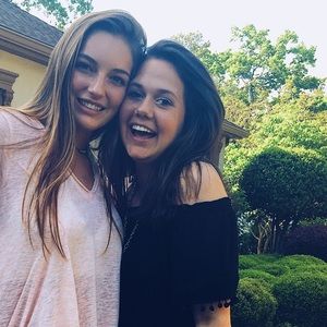 Meet your Posher, Kayla