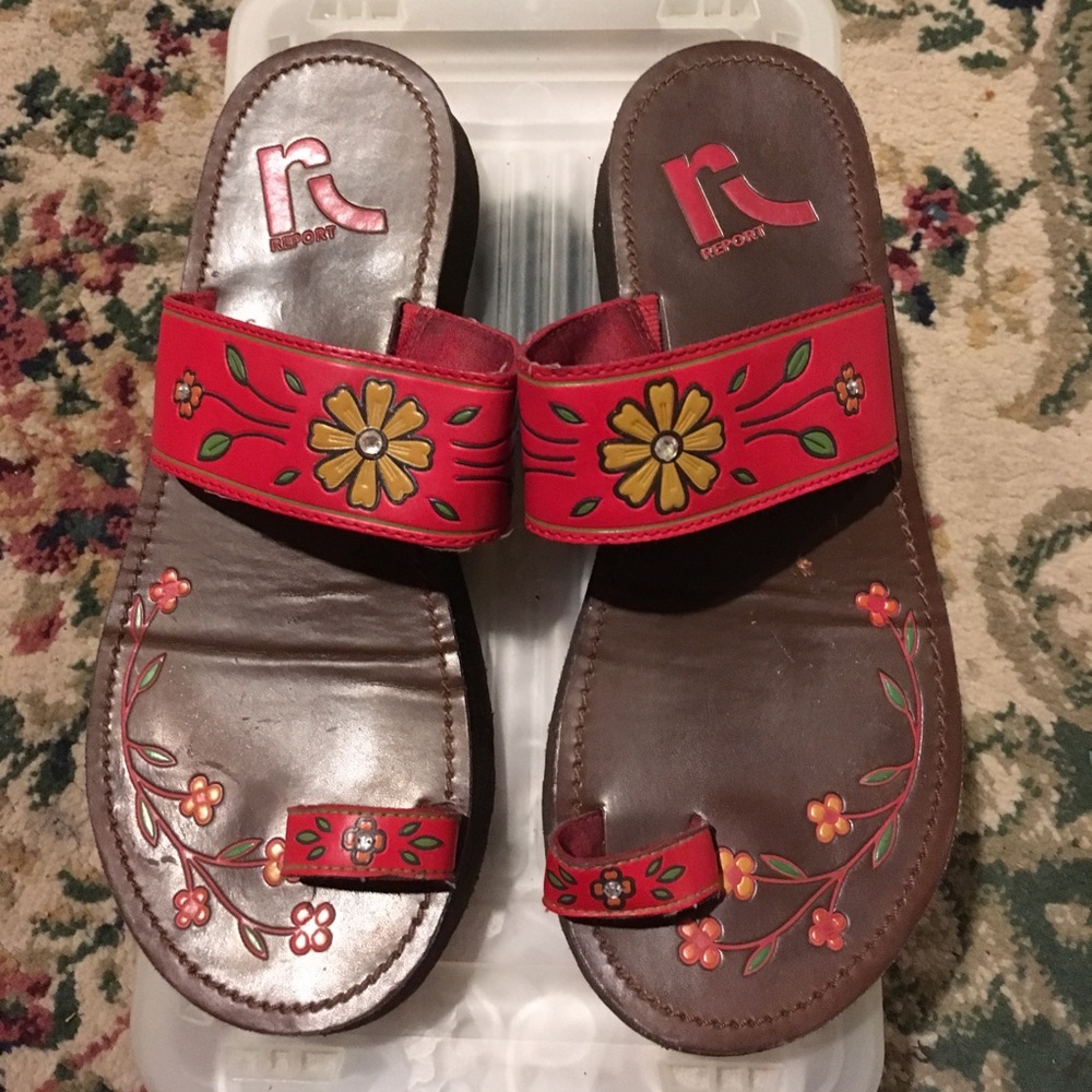 Report Sandals Red/Brown with flower/rhinestone