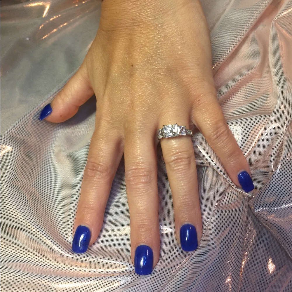 (fake) Silver Diamond Ring