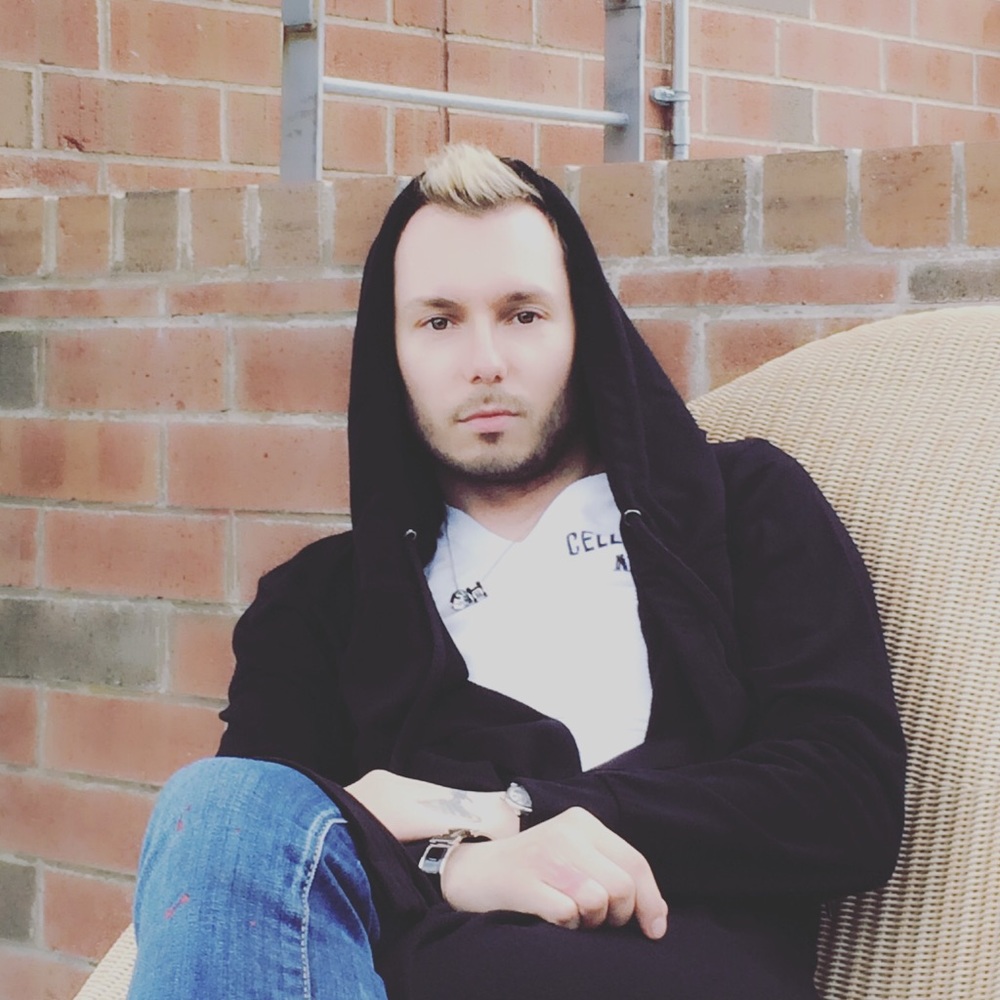Meet your Posher, Alex
