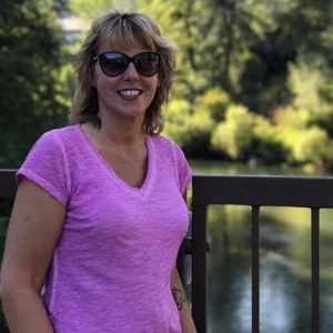 Meet your Posher, Michele