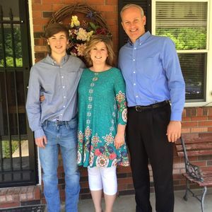 Meet your Posher, Jon-christina