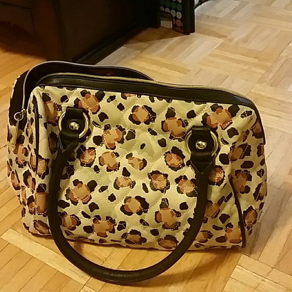 Betsey Johnson cheetah bag - Picture 2 of 4