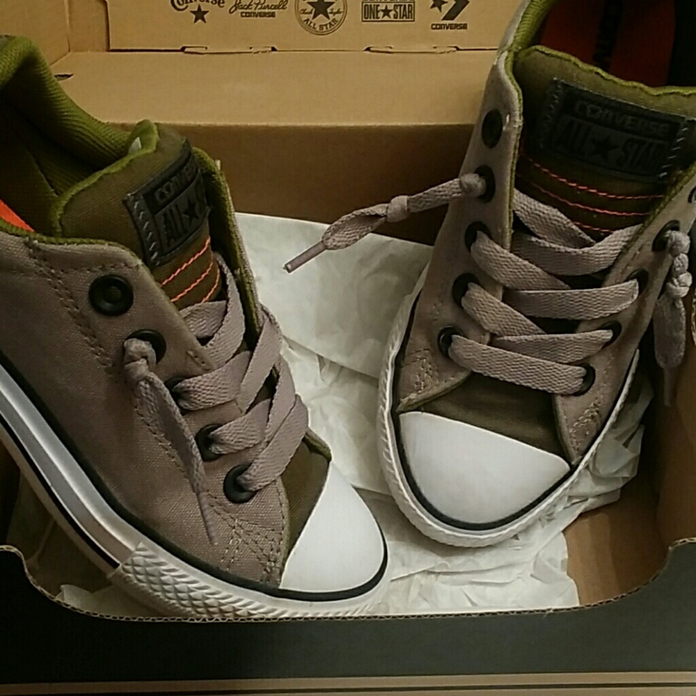 Kids Converse No Lace Slip On Shoes