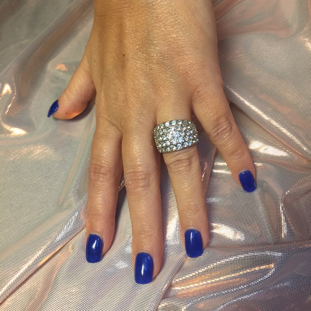 Big (fake) Diamond Ring