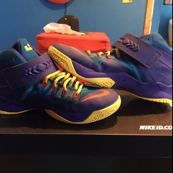 LeBron Solider 10s - Picture 5 of 5