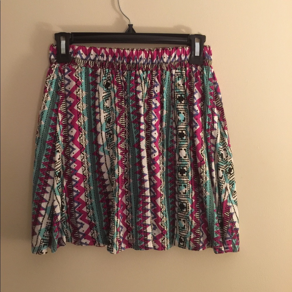 Multicolored patterned skirt