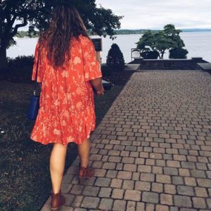 Meet your Posher, Julia